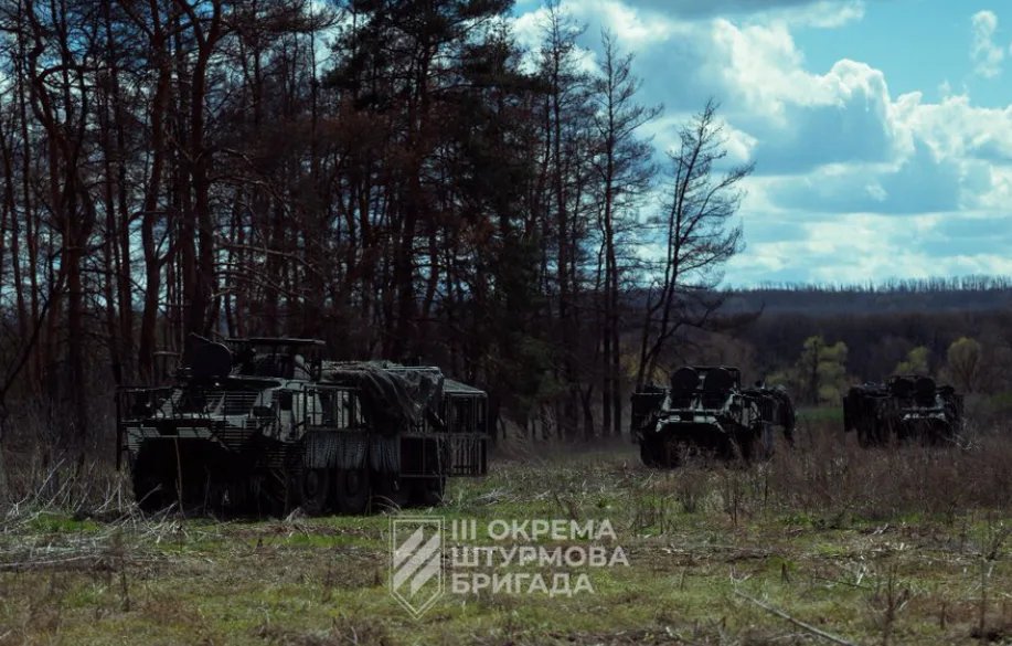 ЗСУ перетворили радянські БТР-60 на роботів-камікадзе для прориву російської оборони