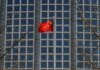 Китай обмежив виїзд за кордон для родин фахівців зі ШІ — Bloomberg