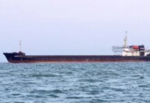 Испепеленный мостик и черные дыры окон: турецкие журналисты показали последствия удара по российскому сухогруз. ВИДЕО