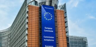 В ЕК подтвердили, что ЕС сможет покрыть две трети расчетной помощи Украине на 2026-2027гг