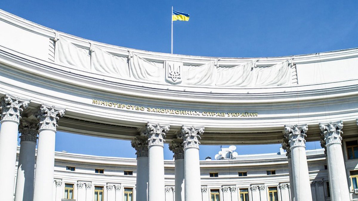 МИД Украины ожидает от Польши правовой оценки уничтожения памятника воинам УПА в Долгобычуве