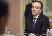 Уполномоченный президента: в ЕС обсуждают продление санкций на 12 месяцев в обмен на исключение Усманова