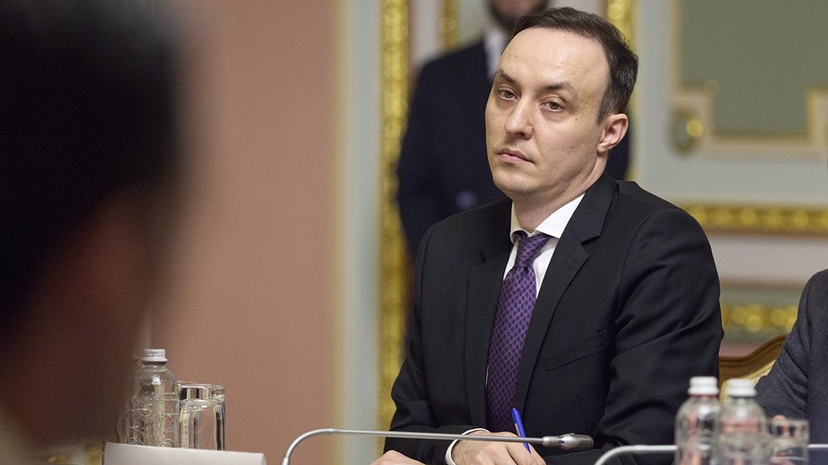 Уполномоченный президента: в ЕС обсуждают продление санкций на 12 месяцев в обмен на исключение Усманова