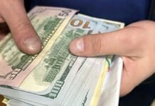 Три четверти украинцев убеждены, что уровень коррупции в Украине с начала полномасштабной войны увеличился – соцопрос