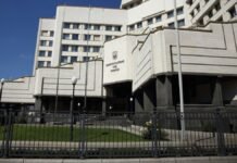 КСУ признал неконституционным право Кабмина самостоятельно ограничивать права граждан во время эпидемий