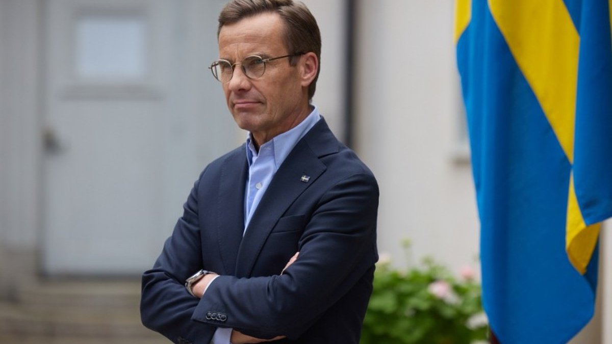 Шведский премьер Кристерссон подал в отставку