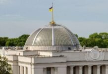 Рада досрочно прекратила полномочия народных депутатов Жупанина и Шипайло