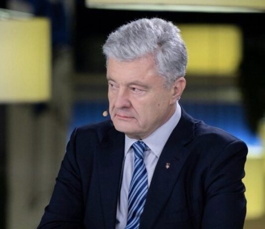 Порошенко на призыв Трампа провести выборы в Украине: Если кому-то и нужен новый лидер, так это России
