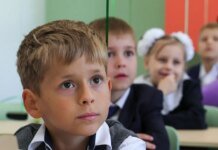 Деньги на маленьких солдат: российские власти заложили на пропаганду и военную подготовку детей более 60 миллиардов рублей в год