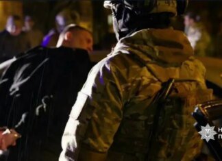 Дзвонять "з поліції" і просять гроші за родича: кіберполіція попередила про схему шахраїв