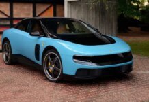 Джефф Безос підштовхнув Ferrari до створення першого електромобіля однією розмовою
