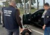 В Днепре поймали взяточника от горсовета: $12 тысяч за то, чтобы «не заметить» самовольную постройку