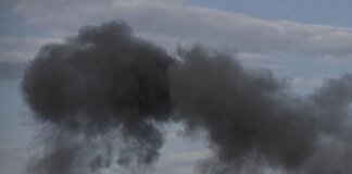 Атака на Винницу прямо сейчас: взрывы и дым над городом — оставайтесь в укрытиях