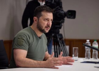 Україна не отримувала попереджень про призупинення санкцій США проти росії — Зеленський