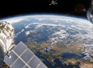 Руки Москвы тянутся в космос: «Космос-2612» вплотную подошел к аппарату партнера Украины