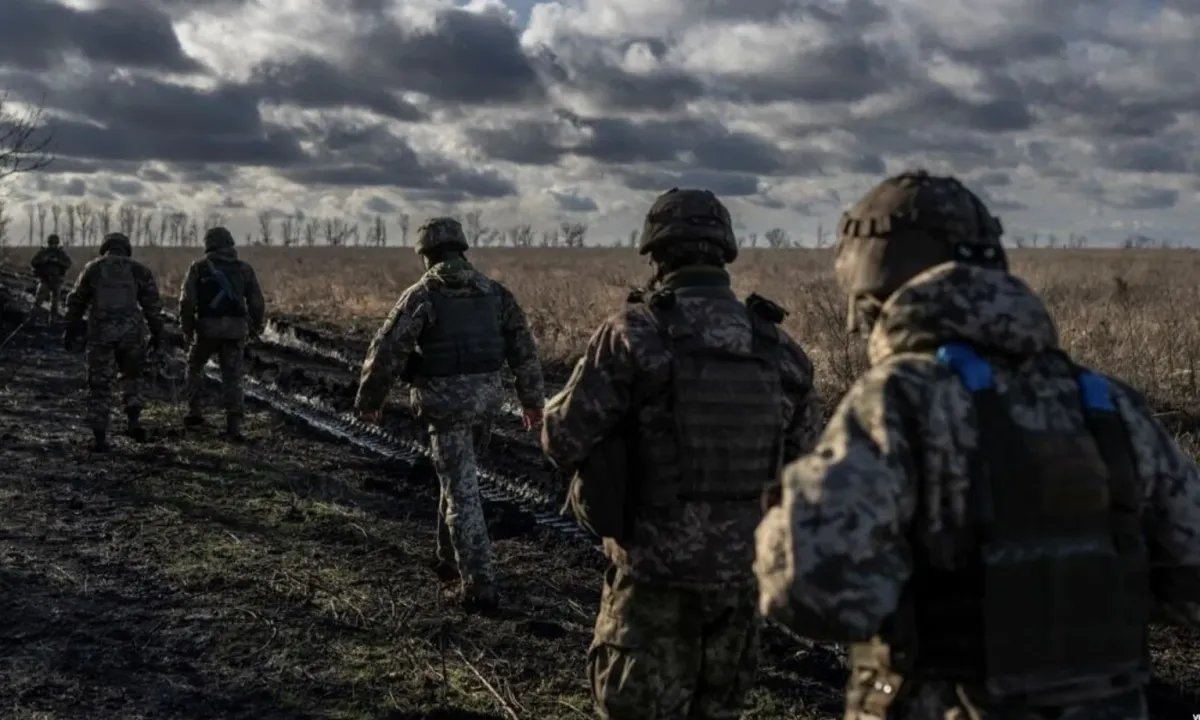 Военное положение и мобилизацию в Украине продлят до 29 января 2027 года: Рада проголосует в понедельник