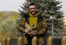 Це неправда: Стерненко спростував заяву Маска про використання Starlink для ударів