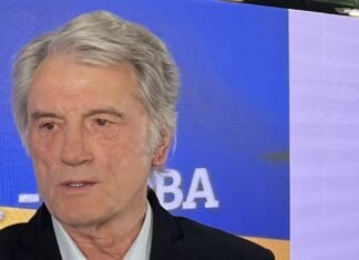 Ющенко об отношениях с Польшей: Не стоит измерять отношения литрами крови и мертвыми душами