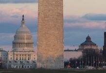 Пресс-секретарь Белого дома не смогла ответить, обмениваются ли США разведданными с Украиной