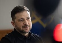 Зеленский надеется, что Трамп изменит свое отношение к Путину, и назвал его поддержку РФ исторической ошибкой