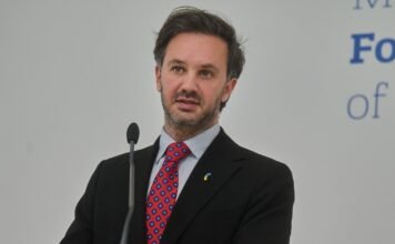 Украина обсуждает со странами-партнерами возможности реорганизации работы на границе в целях повышения безопасности в связи с обстрелами РФ – МИД
