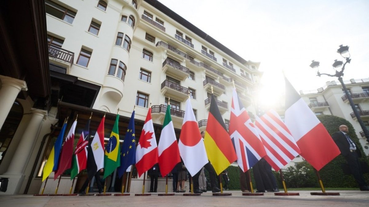 Страны G7 в рамках мер по снижению цен на горючее не планируют ослаблять санкции против РФ – заявление