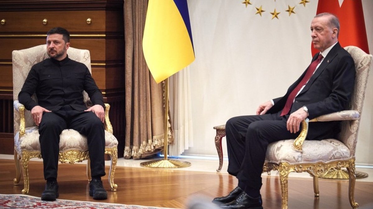 Украина и Турция договорились работать над Черноморским зерновым коридором – Зеленский